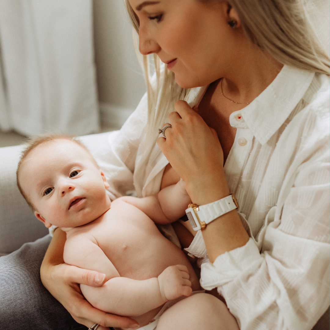 Staying Hydrated While Breastfeeding: Why It Matters and How to Do It Right